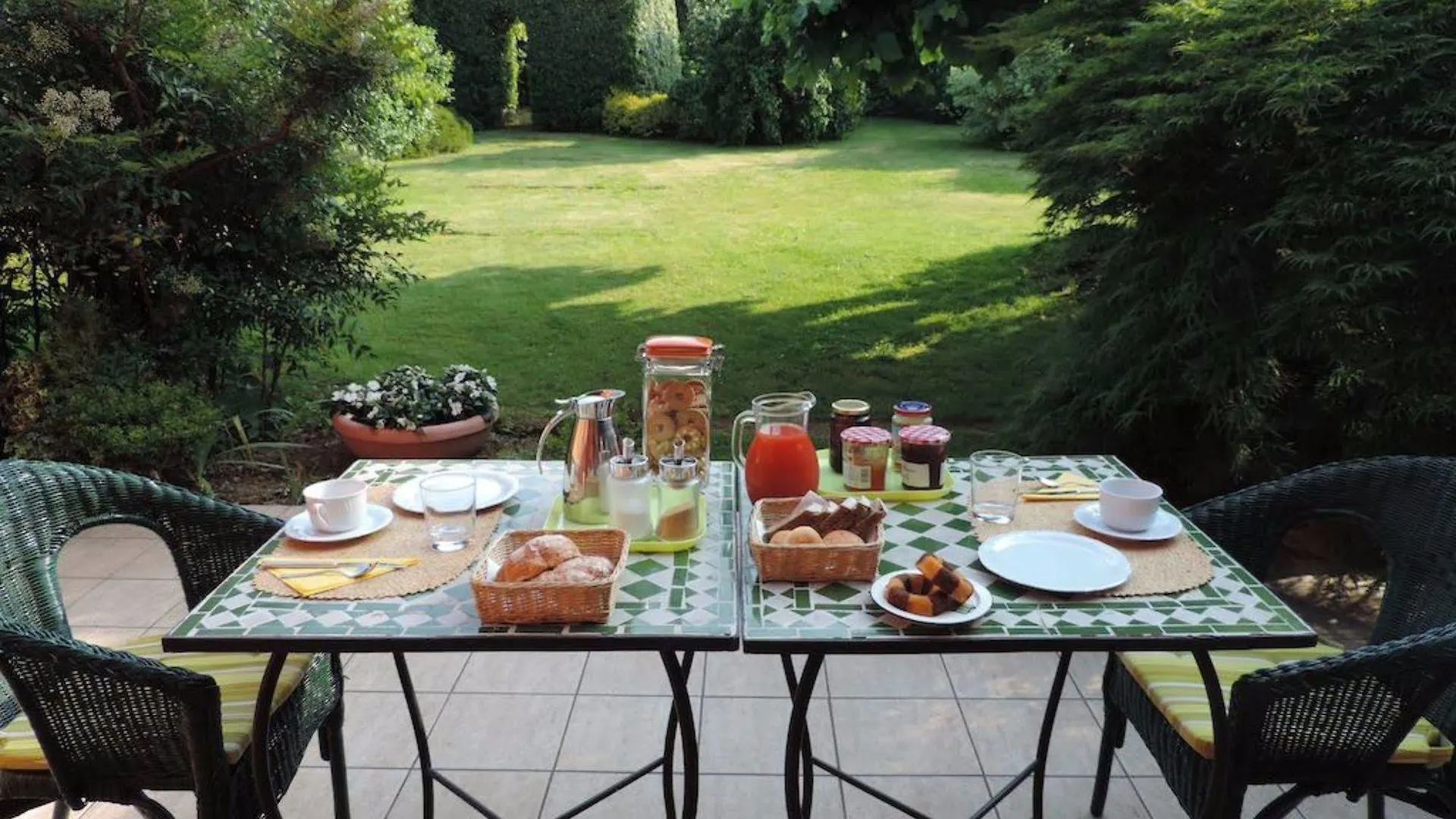 La Collina Since 2008 No Smoking B&B Varese